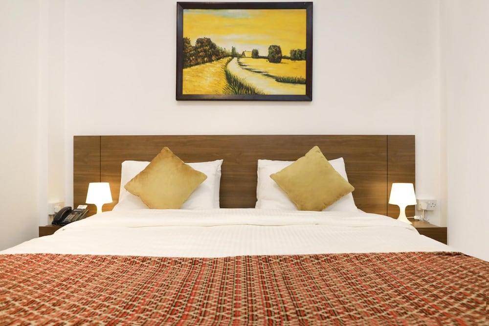 La Villa Hotel Доха Екстер'єр фото