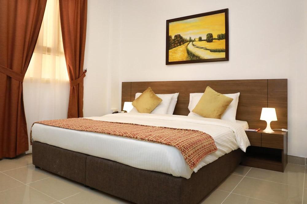 La Villa Hotel Доха Екстер'єр фото