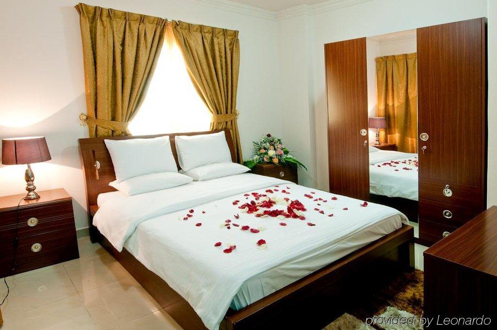 La Villa Hotel Доха Екстер'єр фото